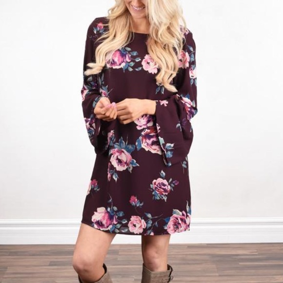 Everly Floral Shift Dress in Wine - Picture 1 of 7